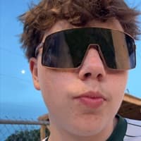 Aaron23