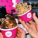 Hallie and Hanna Weichsel